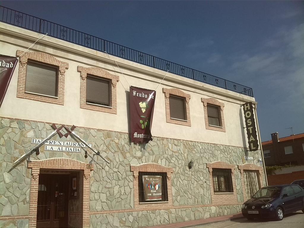 Hotel Hostal La Aldaba Montearagon Esterno foto